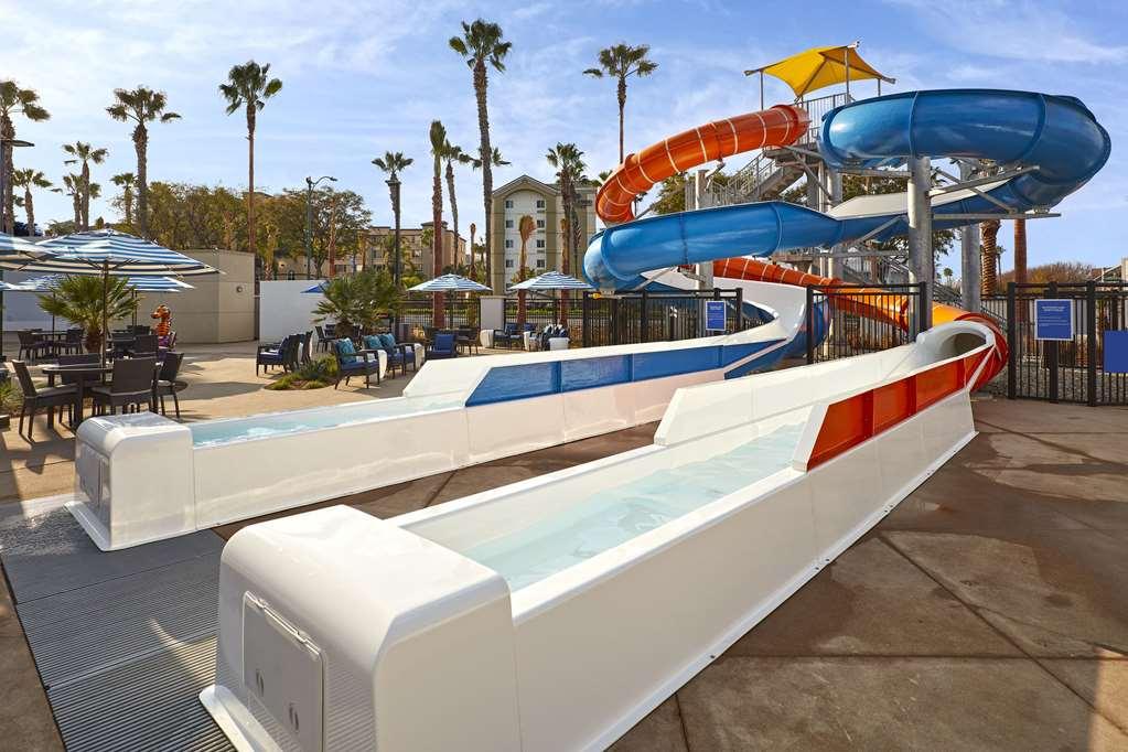 Cambria Hotel & Suites Anaheim Resort Area Kemudahan gambar