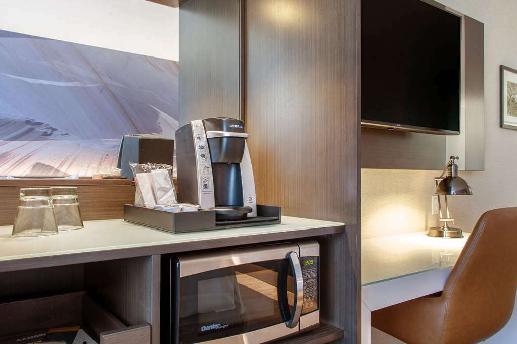 Cambria Hotel & Suites Anaheim Resort Area Bilik gambar